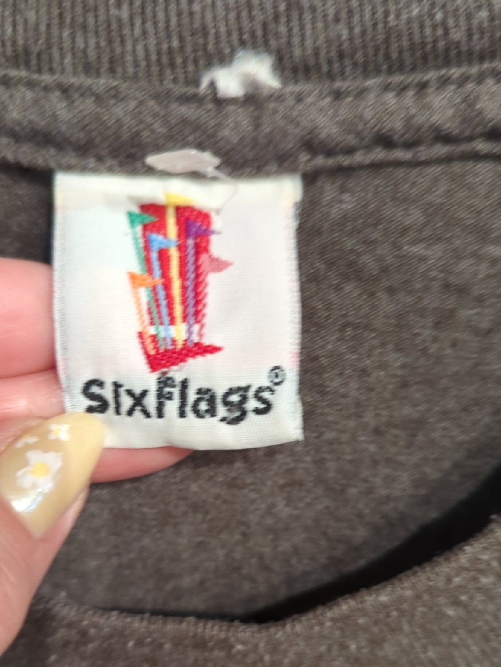 Six flags Daffy Ducks Texas Western Wear Bad Clothes For Bad Boys XL T-shirt - Picture 7 of 10